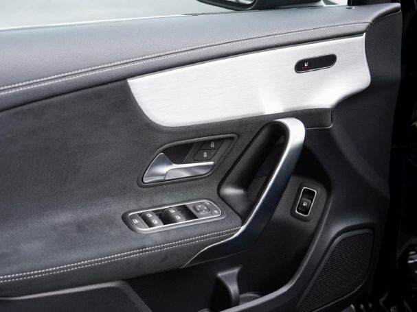 Mercedes-Benz A 250 e Limousine AMG Night Panorama Spur-Paket