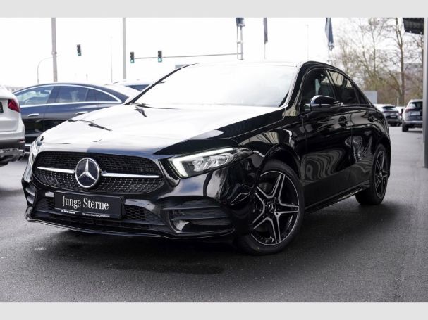 Mercedes-Benz A 250 e Limousine AMG Night Panorama Spur-Paket