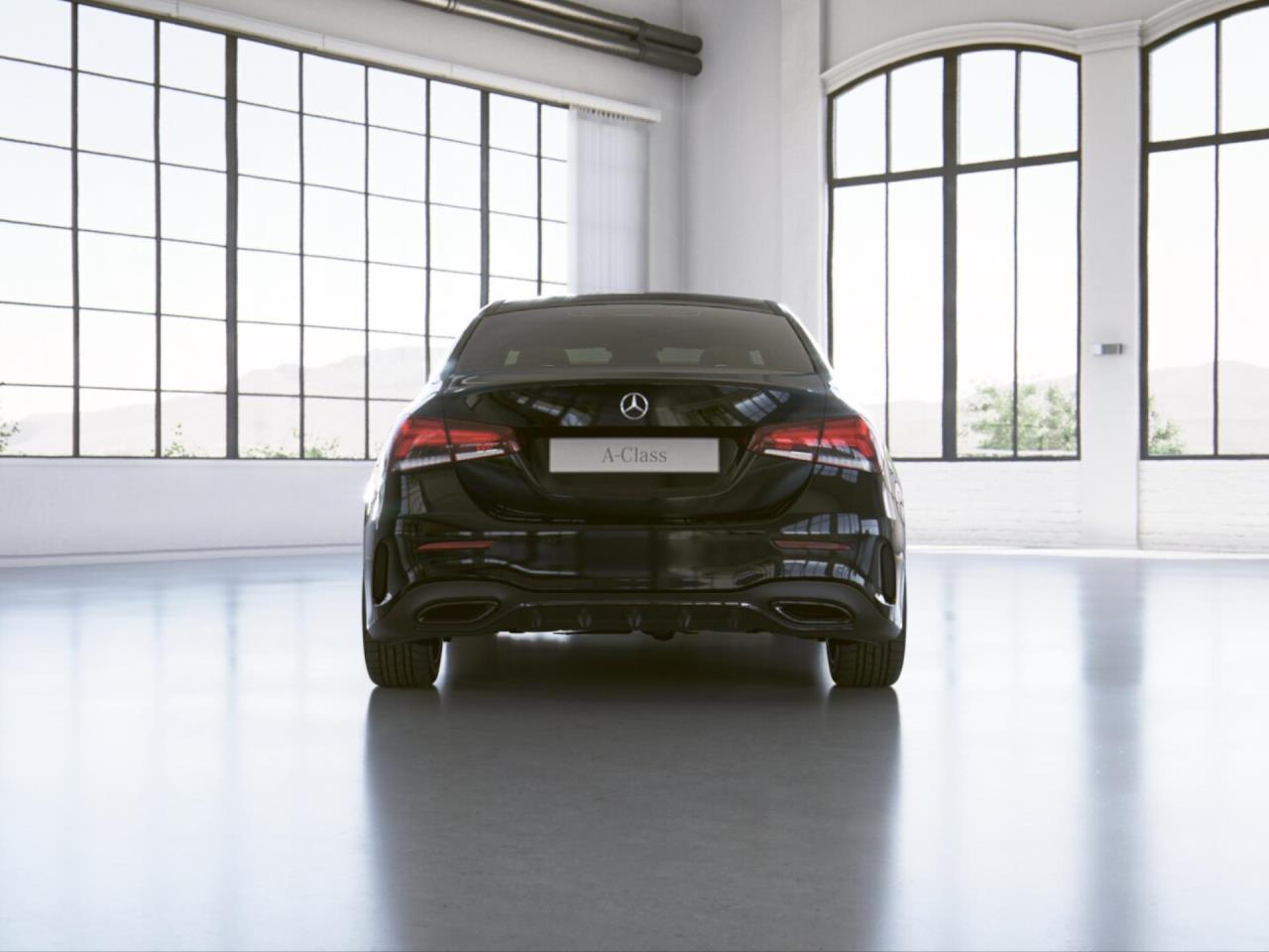 Mercedes-Benz A 250 e Limousine AMG Night Panorama Spur-Paket