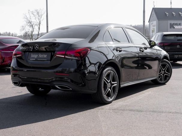 Mercedes-Benz A 250 e Limousine AMG Night MBUX Navi Kamera SHZ