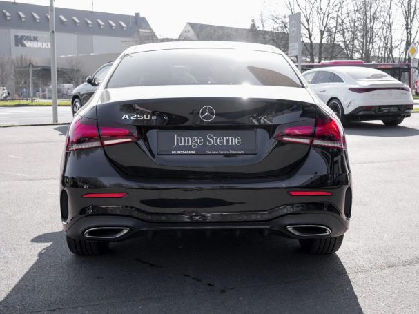Mercedes-Benz A 250 e Limousine AMG Night MBUX Navi Kamera SHZ