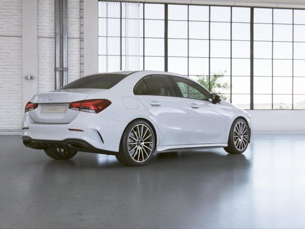 Mercedes-Benz A 250 e Limousine AMG Night EDITION2020 Kamera Mercedes-Benz A 250 e Limousine AMG Night EDITION2020 Kamera