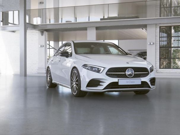 Mercedes-Benz A 250 e Limousine AMG Night EDITION2020 Kamera Mercedes-Benz A 250 e Limousine AMG Night EDITION2020 Kamera