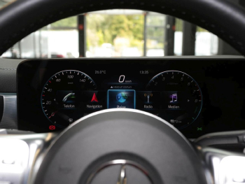 Mercedes-Benz A 250 e Limousine AMG Night Panorama Kamera AHK