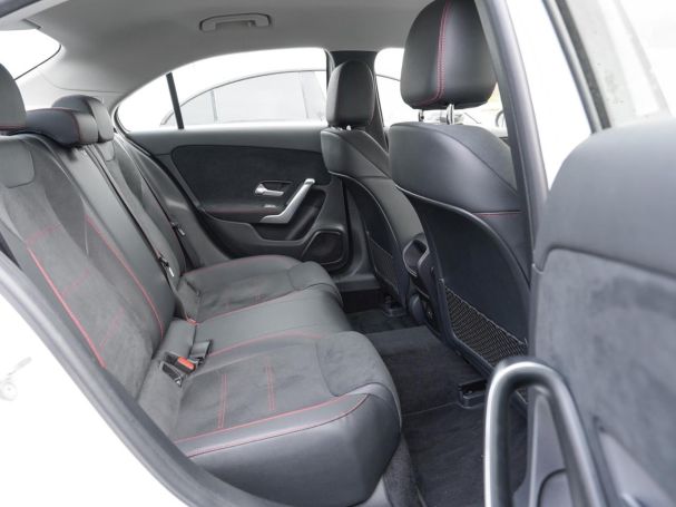Mercedes-Benz A 250 e Limousine AMG MBUX Navi AHK ParkP Klima