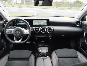 Mercedes-Benz A 250 e Limousine AMG MBUX Navi AHK ParkP Klima