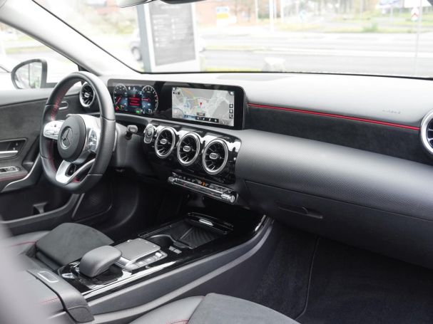 Mercedes-Benz A 250 e Limousine AMG MBUX Navi AHK ParkP Klima