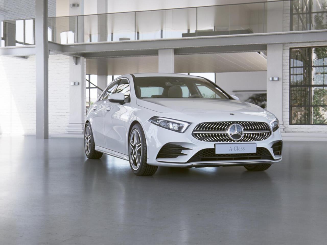 Mercedes-Benz A 250 e Limousine AMG MBUX Navi AHK ParkP Klima