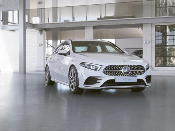 Mercedes-Benz A 250 e Limousine AMG MBUX Navi AHK ParkP Klima