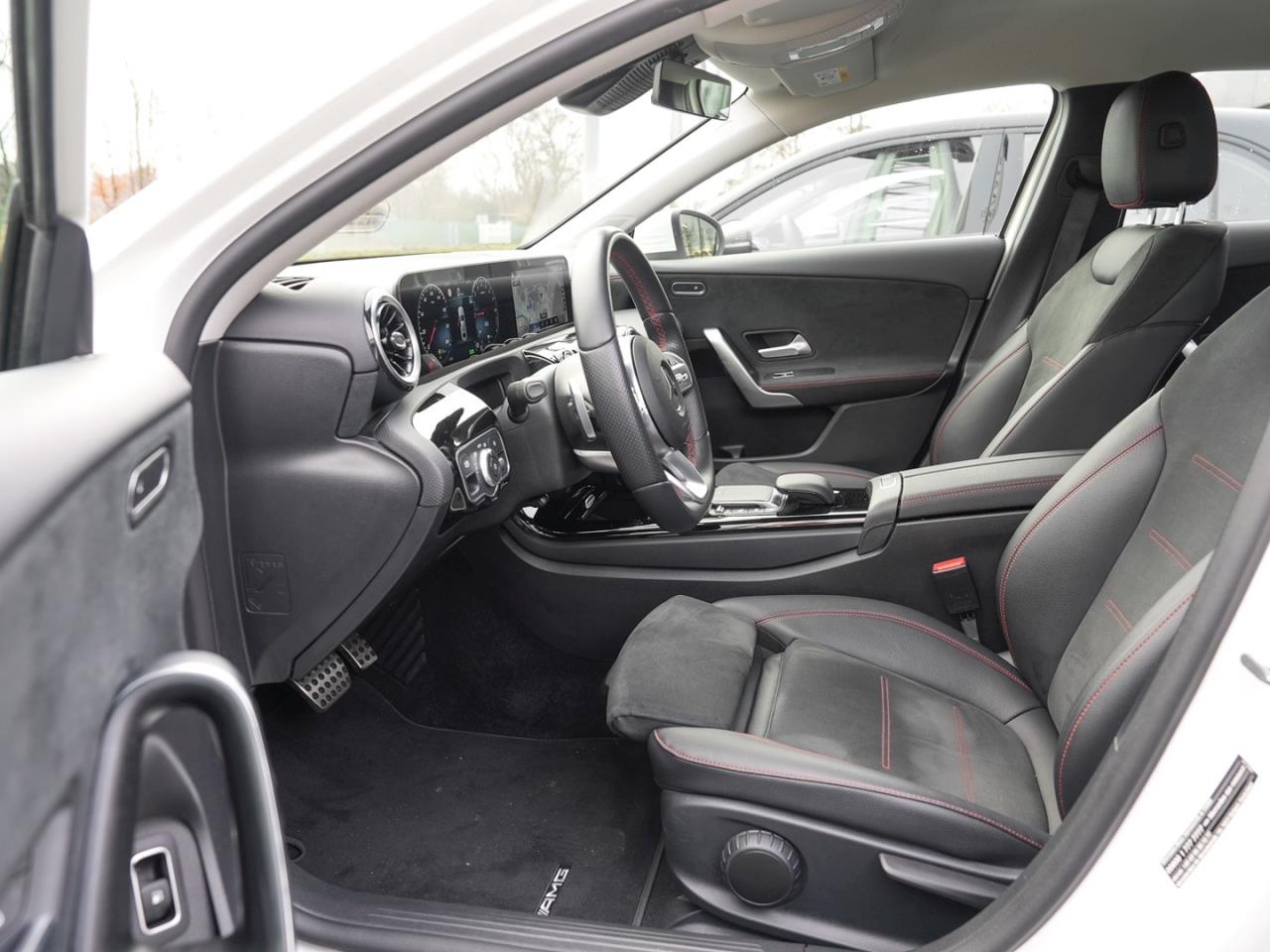 Mercedes-Benz A 250 e Limousine AMG MBUX Navi AHK ParkP Klima