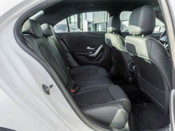 Mercedes-Benz A 250 e Limousine Progressive Navi Park-Assist