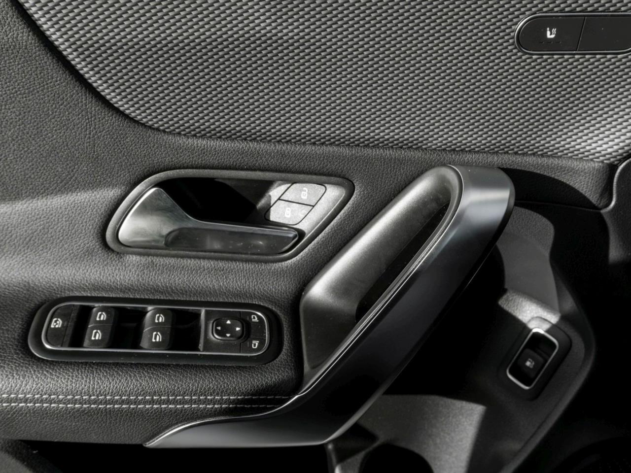 Mercedes-Benz A 250 e Limousine Progressive Navi Park-Assist