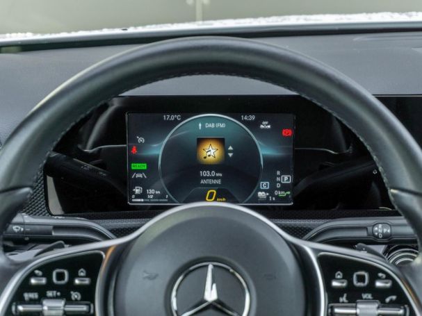 Mercedes-Benz A 250 e Limousine Progressive Navi Park-Assist