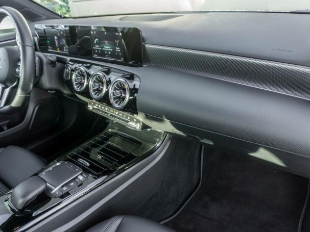 Mercedes-Benz A 250 e Limousine Progressive Navi Park-Assist