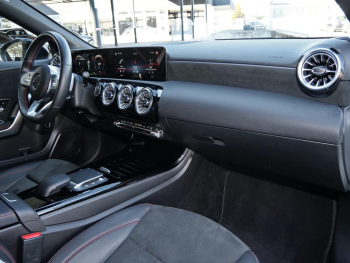 Mercedes-Benz A 250 e Limousine AMG Night MBUXNavi+ Kamera