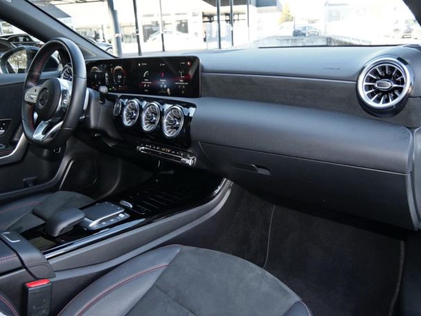 Mercedes-Benz A 250 e Limousine AMG Night MBUXNavi+ Kamera