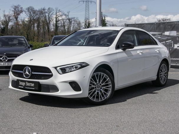 Mercedes-Benz A 250 e Limousine Progressive Night MBUX Navi+ 