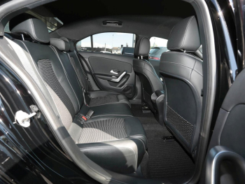 Mercedes-Benz A 250 Limousine Progressive Night Totwinkel 360°