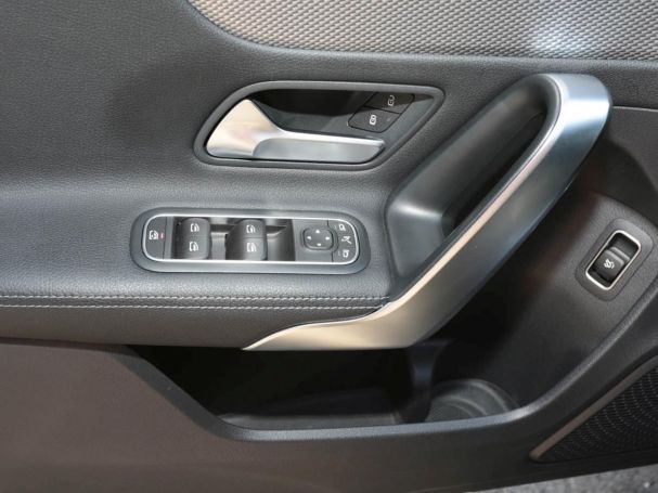 Mercedes-Benz A 250 Limousine Progressive Night Totwinkel 360° Mercedes-Benz A 250 Limousine Progressive Night Totwinkel 360°