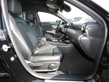 Mercedes-Benz A 250 Limousine Progressive Night Totwinkel 360°