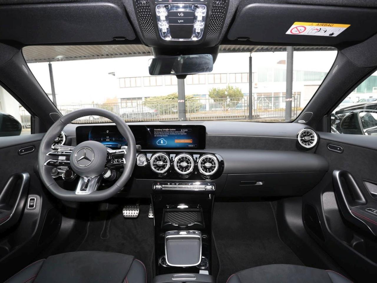 Mercedes-Benz A 35 AMG 4M Limousine Night Burmester Kamera