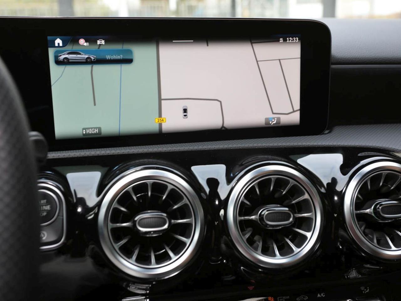 Mercedes-Benz A 35 AMG 4M Limousine Night Burmester Kamera