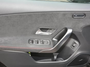 Mercedes-Benz A 35 AMG 4M Limousine Night Burmester Kamera