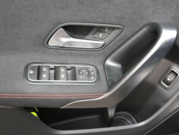 Mercedes-Benz A 35 AMG 4M Limousine Night Burmester Kamera