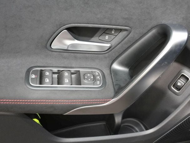 Mercedes-Benz A 35 AMG 4M Limousine Night Burmester Kamera