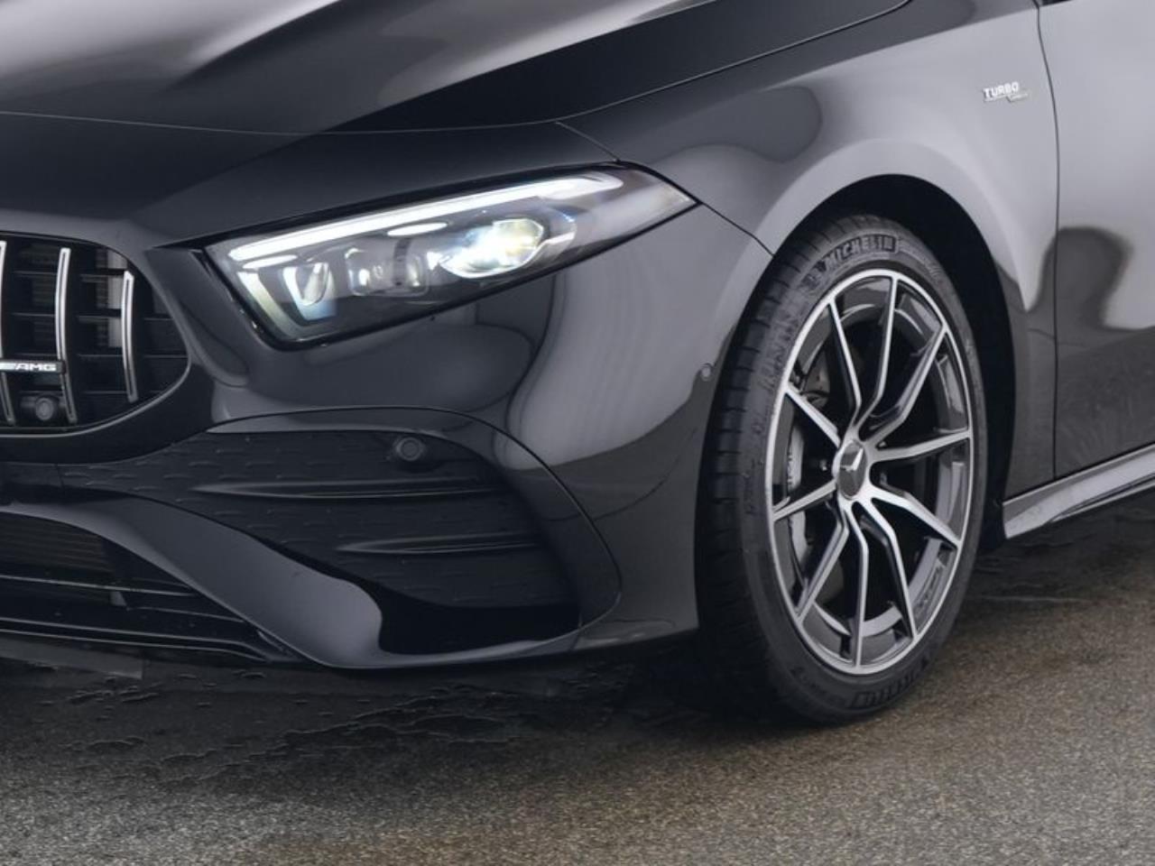 Mercedes-Benz A 35 AMG 4M Limousine Night Burmester Kamera