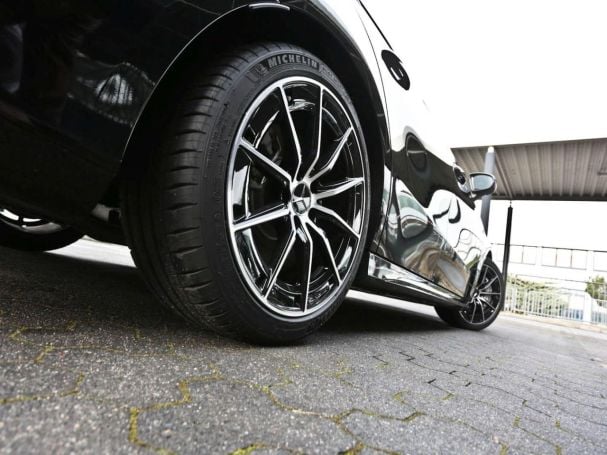 Mercedes-Benz A 35 AMG 4M Limousine Night Burmester Kamera