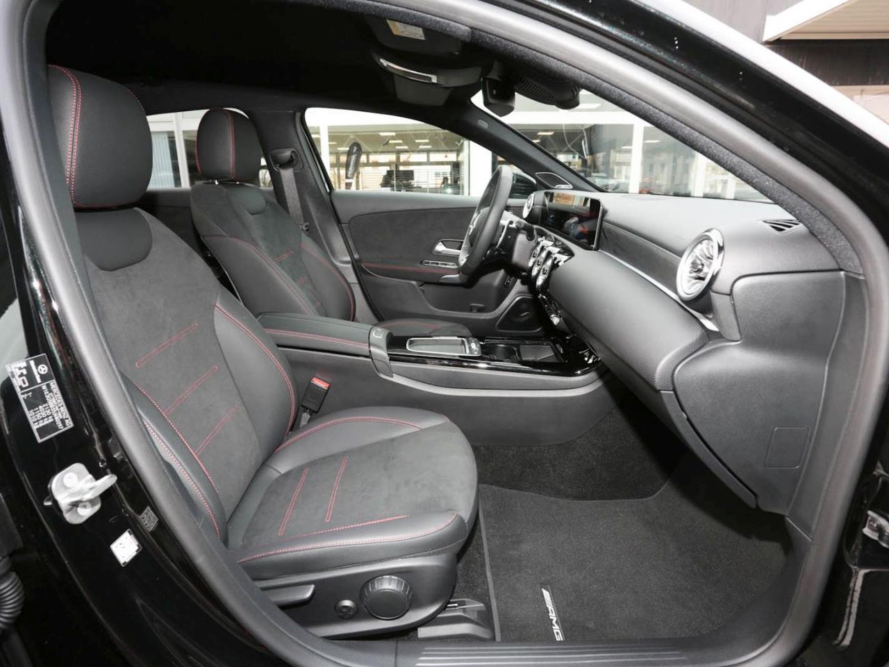 Mercedes-Benz A 35 AMG 4M Limousine Night Burmester Kamera