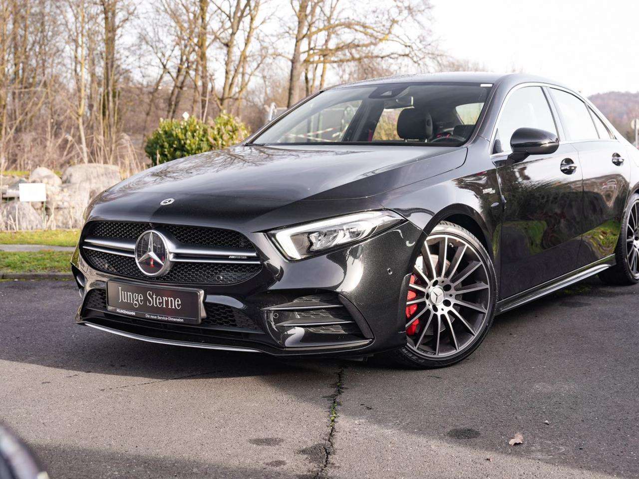 Mercedes-Benz A 35 AMG 4M Limousine Navi Kamera Spiegel-Paket