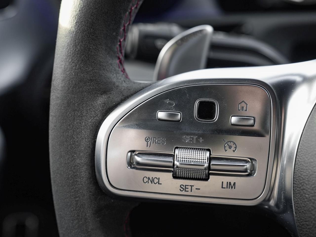 Mercedes-Benz A 35 AMG 4M Limousine Navi Kamera Spiegel-Paket