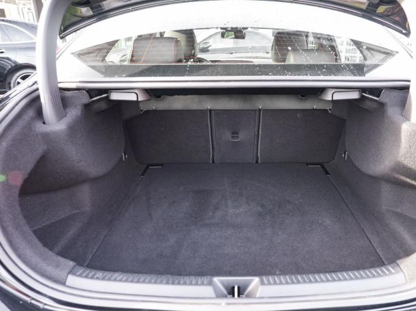 Mercedes-Benz A 35 AMG 4M Limousine Navi Kamera Spiegel-Paket