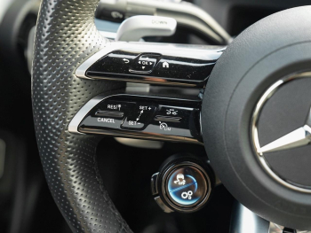 Mercedes-Benz A 35 AMG 4M Limousine Night Panorama Distronic