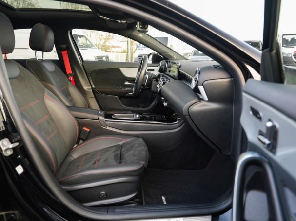 Mercedes-Benz A 35 AMG 4M Limousine Night Panorama Distronic