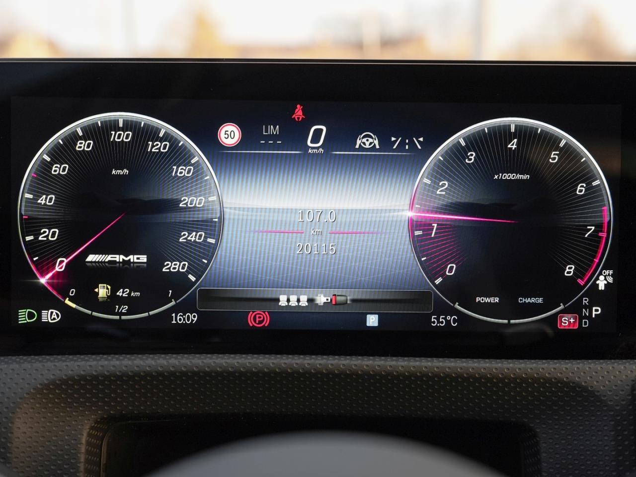 Mercedes-Benz A 35 AMG 4M Limousine AMG Standhzg Panorama 360°