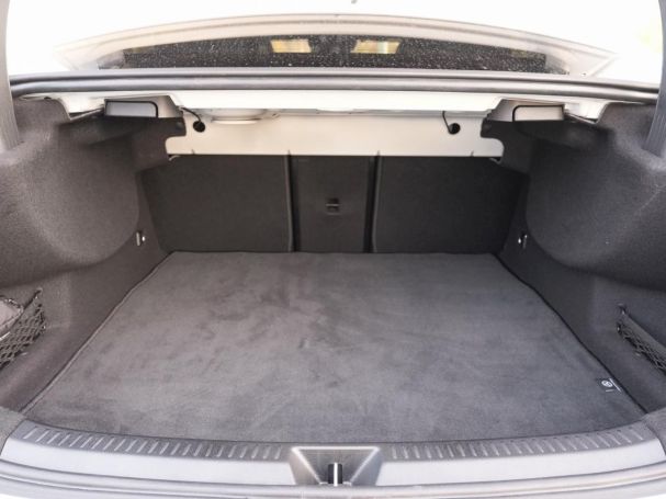 Mercedes-Benz A 35 AMG 4M Limousine AMG Standhzg Panorama 360°