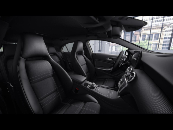 Mercedes-Benz A 180 Urban Night ParkPilot SpiegelP Ambiente