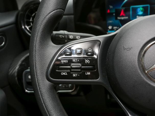 Mercedes-Benz A 180 d Limousine MBUX Navi+ Tempomat Parkassist