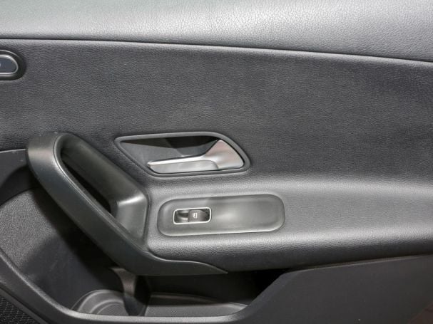 Mercedes-Benz A 180 d Limousine MBUX Navi+ Tempomat Parkassist