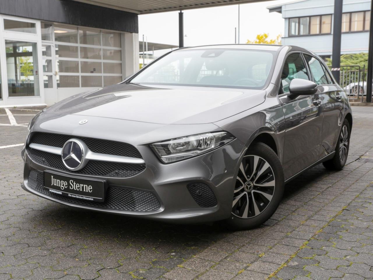 Mercedes-Benz A 180 d Limousine MBUX Navi+ Tempomat Parkassist