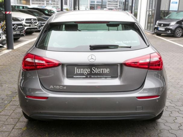 Mercedes-Benz A 180 d Limousine MBUX Navi+ Tempomat Parkassist