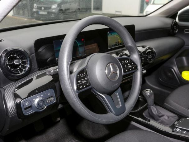 Mercedes-Benz A 180 d Limousine MBUX Navi+ Tempomat Parkassist