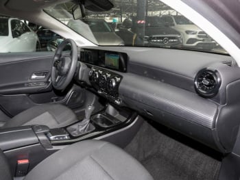 Mercedes-Benz A 180 d Limousine MBUX Navi+ Tempomat Parkassist