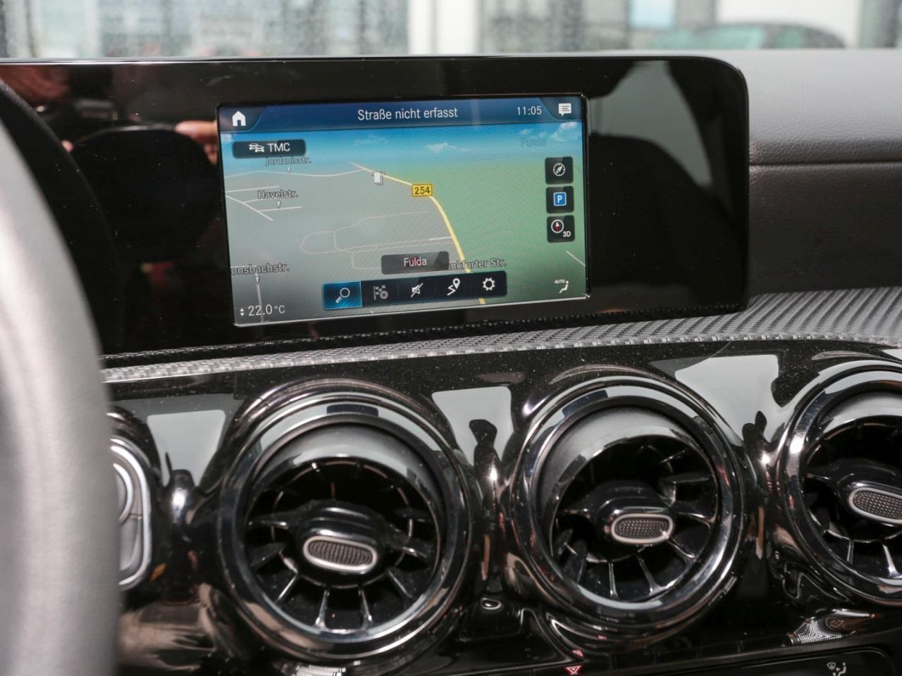 Mercedes-Benz A 180 d Limousine MBUX Navi+ Tempomat Parkassist