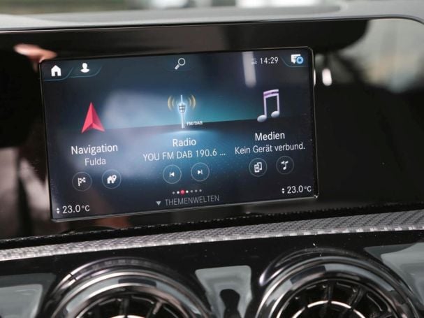 Mercedes-Benz A 180 d  MBUX Navi+ SpurH AHK ParkAss Business