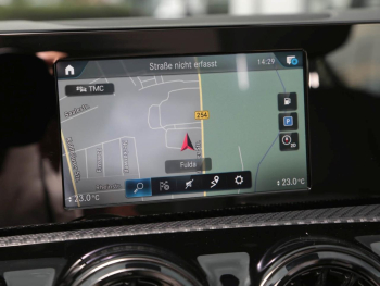 Mercedes-Benz A 180 d  MBUX Navi+ SpurH AHK ParkAss Business