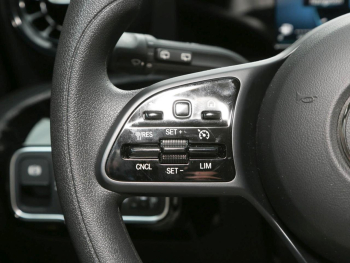 Mercedes-Benz A 180 d  MBUX Navi+ SpurH AHK ParkAss Business